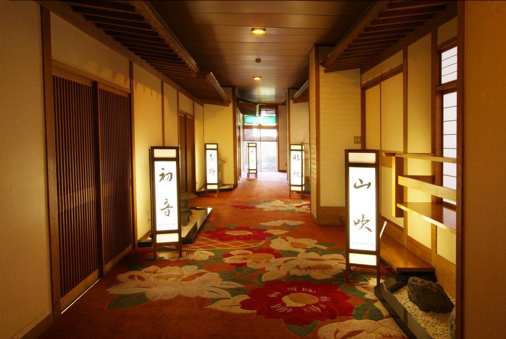 Kohan No Yado Yoshidaya Sado Exterior foto